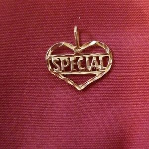 ♥️14kt. Gold charm♥️